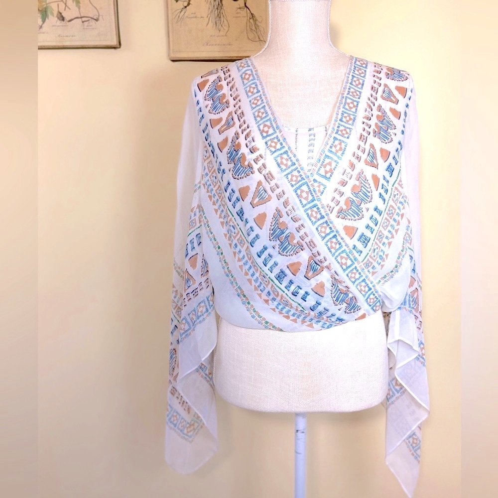 $228 Silk Sheer BCBGMaxAzria Boho Bell Sleeve Batik Ikat Design Top NWT FIRM$